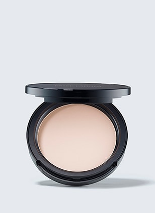 Pó Compacto Matte Double Wear Stay-in-Place